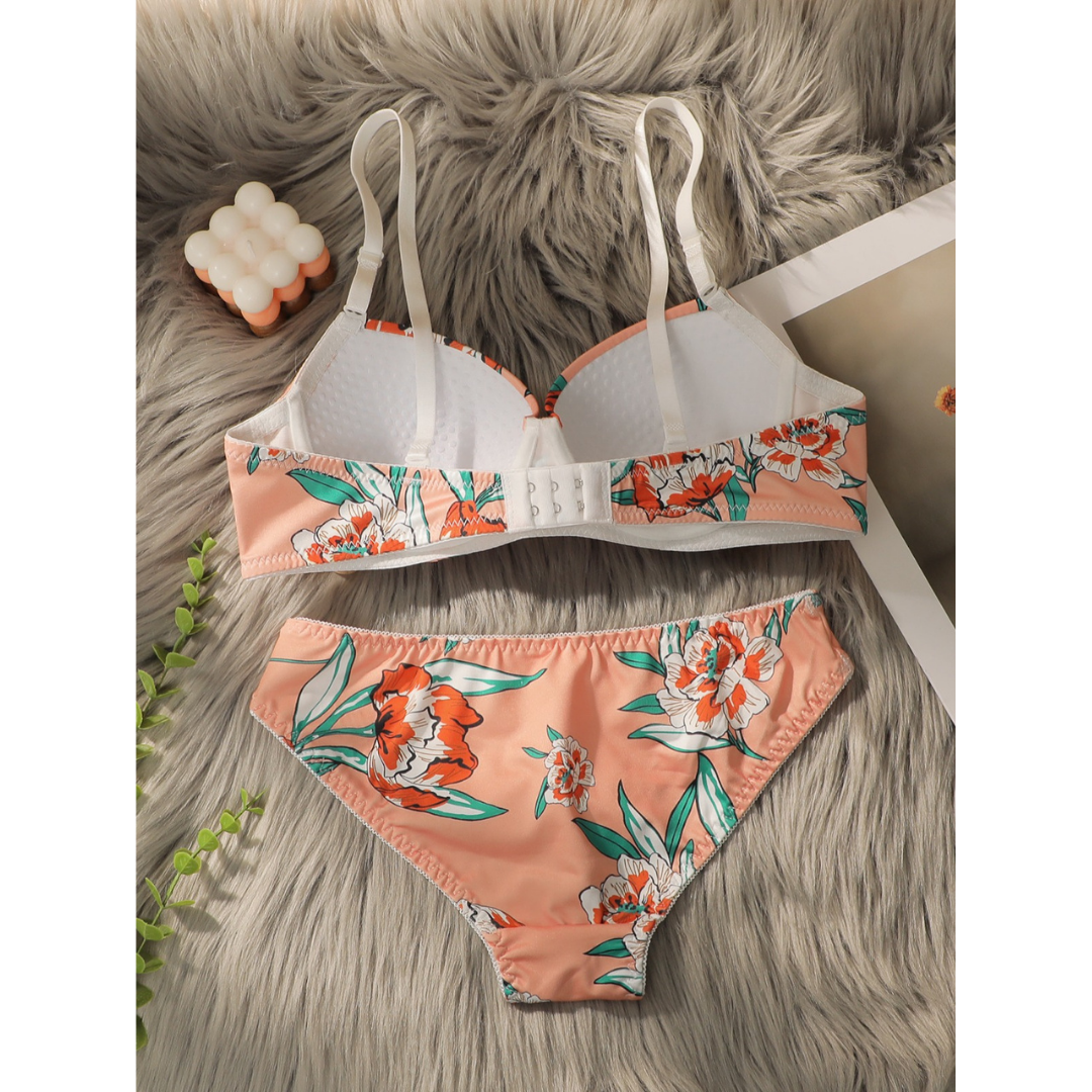 Pleasing Strings Women Floral Print Wired Push-Up Bra & Panty Set