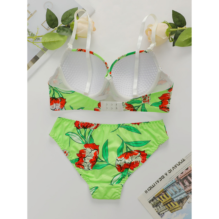 Pleasing Strings Women Floral Print Wired Push-Up Bra & Panty Set