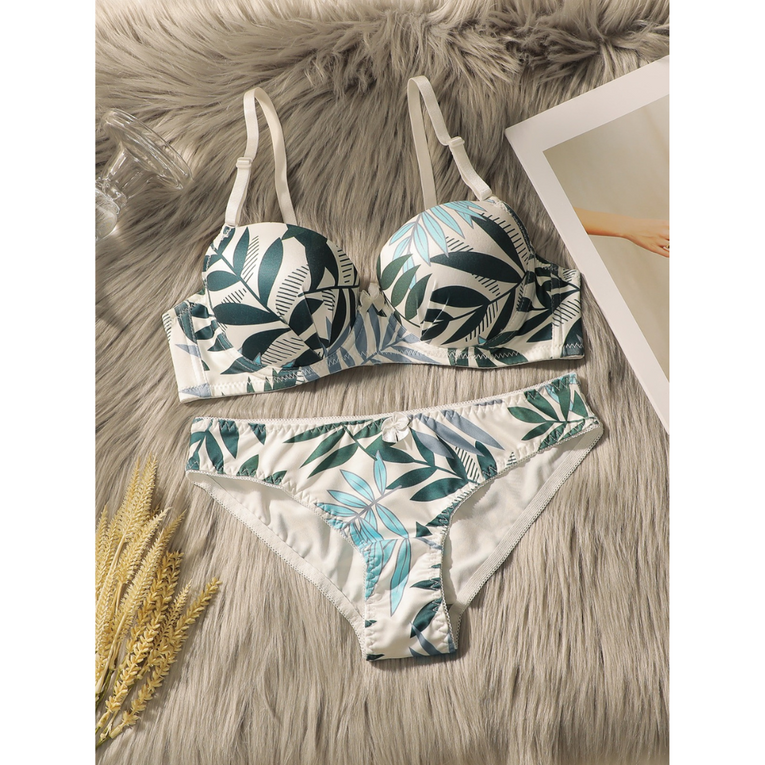 Pleasing Strings Women Floral Print Wired Push-Up Bra & Panty Set